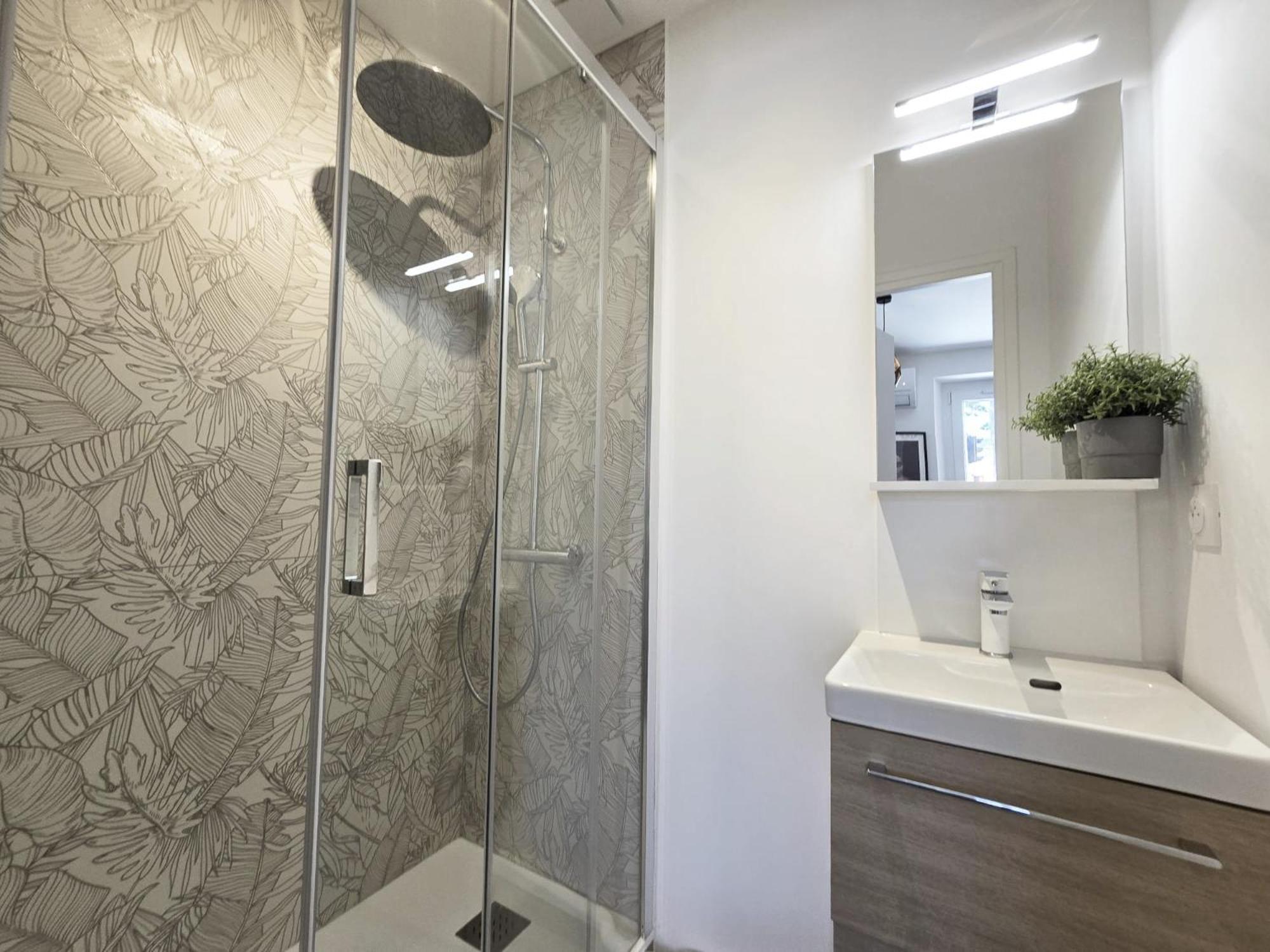 Gregbnb - Studio 17M2 - Terrasse - Clim - Ouest - 5 Toulon Eksteriør bilde